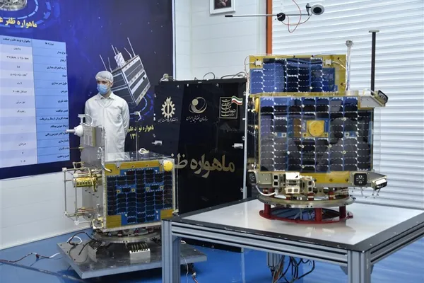 نورنیوز: جمهوری اسلامی ۳ ماهواره را از پایگاهی در روسیه به فضا پرتاب میکند