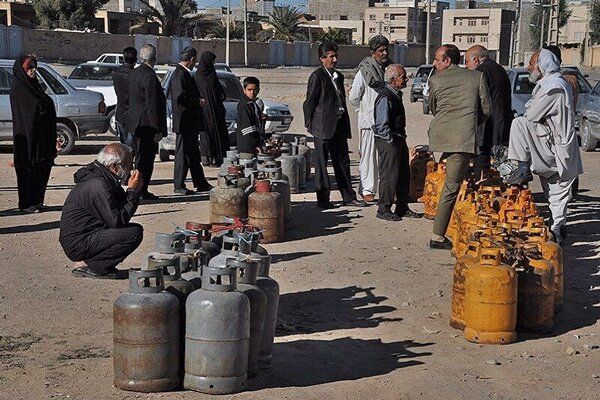 محافظ خراسان الإيرانية: يجب الاستعداد للأزمة وتحدي مشكلة الوقود