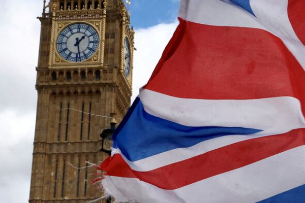 نواب بريطانيون ينتقدون حكومة لندن لرفضها تصنيف الحرس الثوري الإيراني منظمة إرهابية