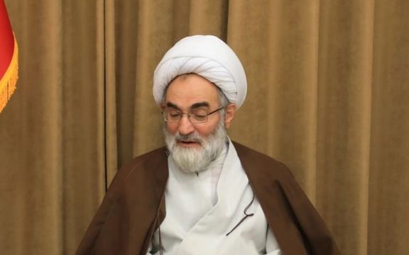 ممثل خامنئي: لن يتحسن الاقتصاد في البلاد إلا بالالتزام بالحجاب