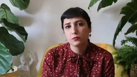 آتنا فرقدانی، کارتونیست، با پایان دوران محکومیت از زندان اوین آزاد شد