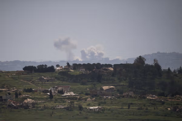 آتشبس شکننده لبنان زیر فشار حملات متقابل اسرائیل و حزبالله ادامه دارد