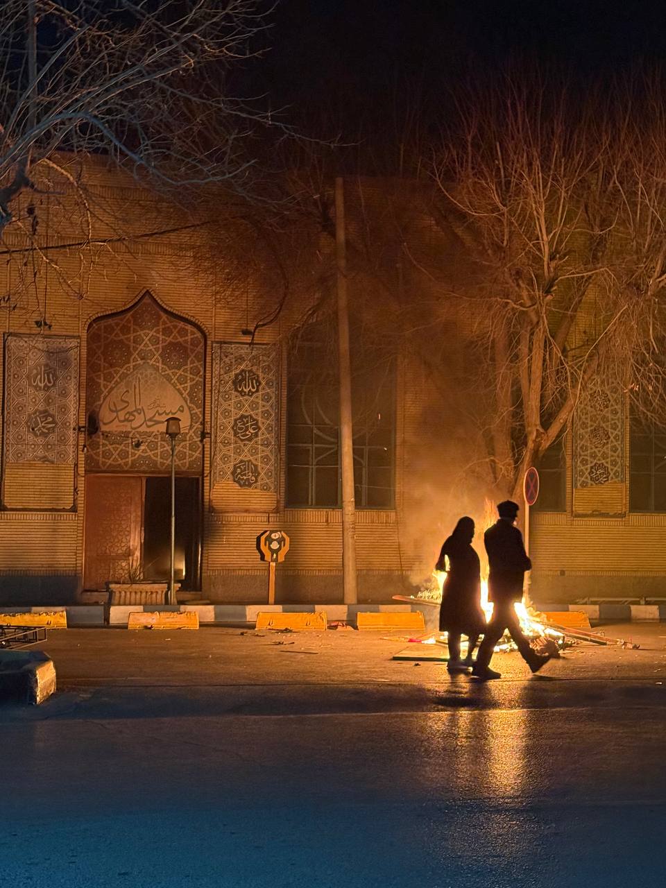 پیام مخاطب از گرگان: شهروندان را برای جست‌وجوی آثار ساچمه، بازرسی بدنی می‌کنند