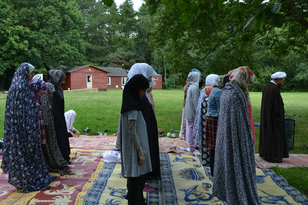 الكشافة البريطانية تلغي معسكرا صيفيا للأطفال تابعا للنظام الإيراني بسبب "مخاطر أمنية"