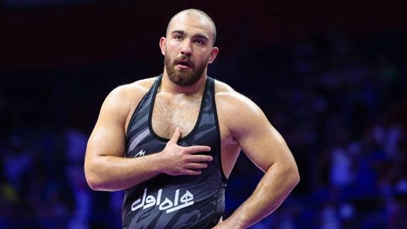 با انتخاب اتحادیه جهانی کشتی؛ جایزه برترین کشتیگیر سال به غولهای سنگینوزن ایرانی نرسید