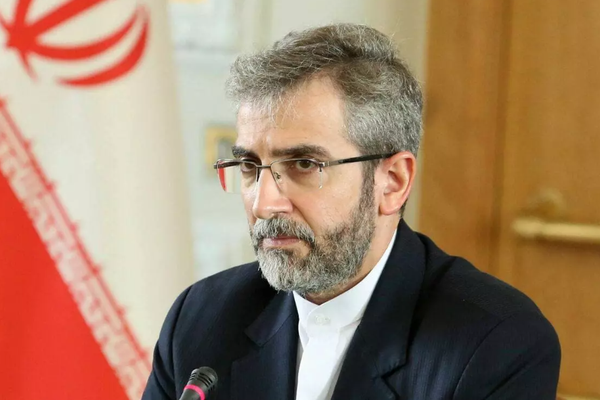 الخارجية الإيرانية: مفاوضات رفع العقوبات عن طهران بوساطة عمانية مستمرة ومسارها إيجابي