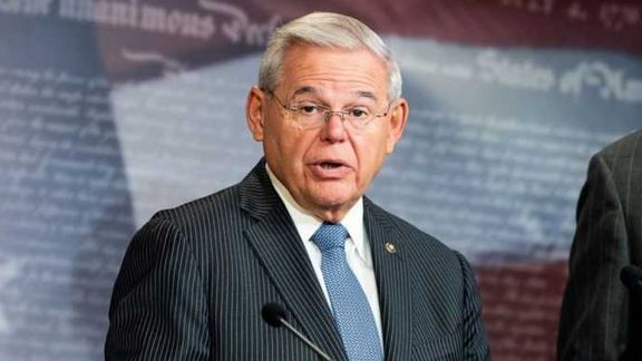 رییس دموکرات کمیته روابط خارجی سنای آمریکا با ادامه مذاکرات وین مخالفت کرد