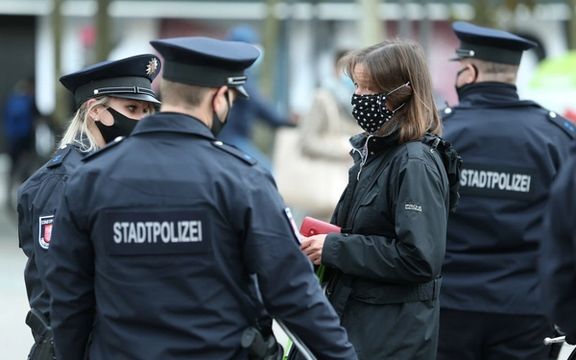 مردی ایرانی در آلمان پس از حمله به پلیس کشته شد