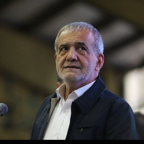 مسعود پزشکیان: قطع برق صنایع آخرین انتخاب است