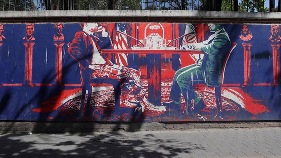 "سبيكتيتور": المفاوضات بين طهران وواشنطن محكومة بالفشل وانقضى زمن الدبلوماسية مع إيران