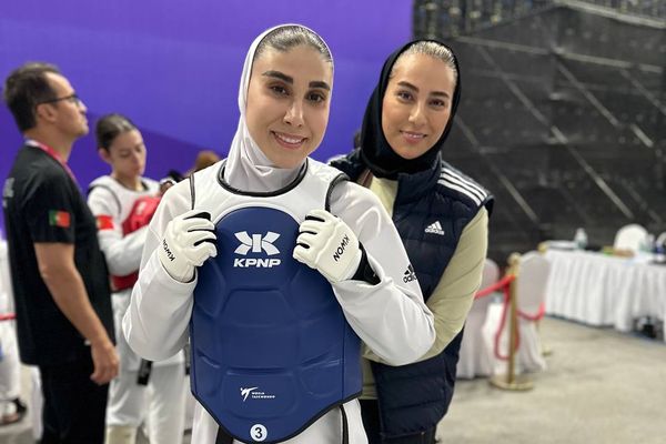 ساعی درباره شایعه زندانی کردن ناهید کیانی در مسابقات جهانی: خودش درخواست اتاق مجزا کرد