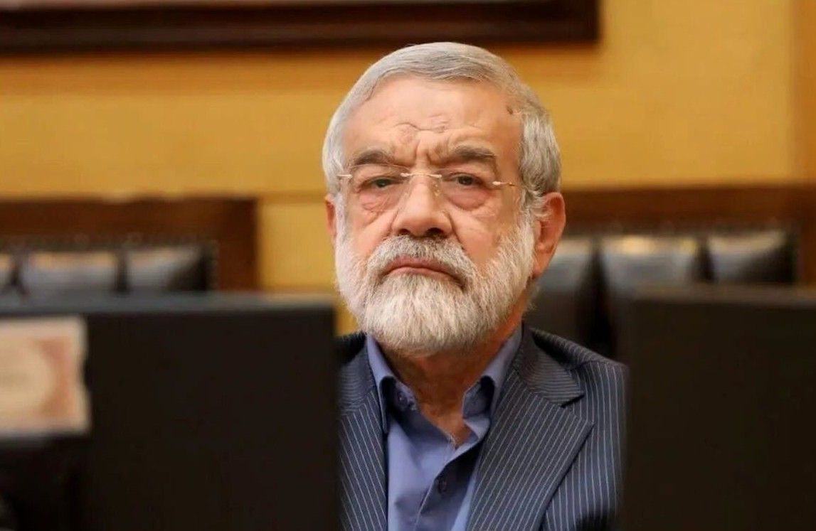 نماینده مجلس خطاب به پزشکیان: چرا بدون اجازه رهبری، آتش‌بس را پذیرفتید؟