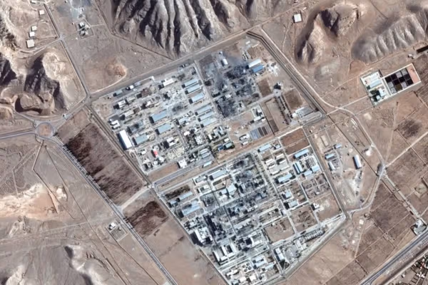 آژانس بینالمللی انرژی اتمی: خساراتی در نزدیکی سایت هستهای اصفهان مشاهده شده است