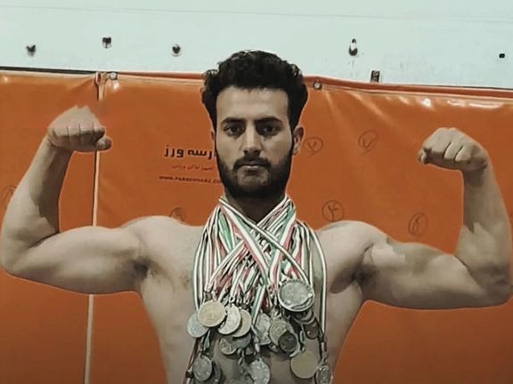 مخاوف بشأن مصير مُلاكم إيراني بعد اعتقاله وبث "اعتراف قسري" له عبر التلفزيون الرسمي