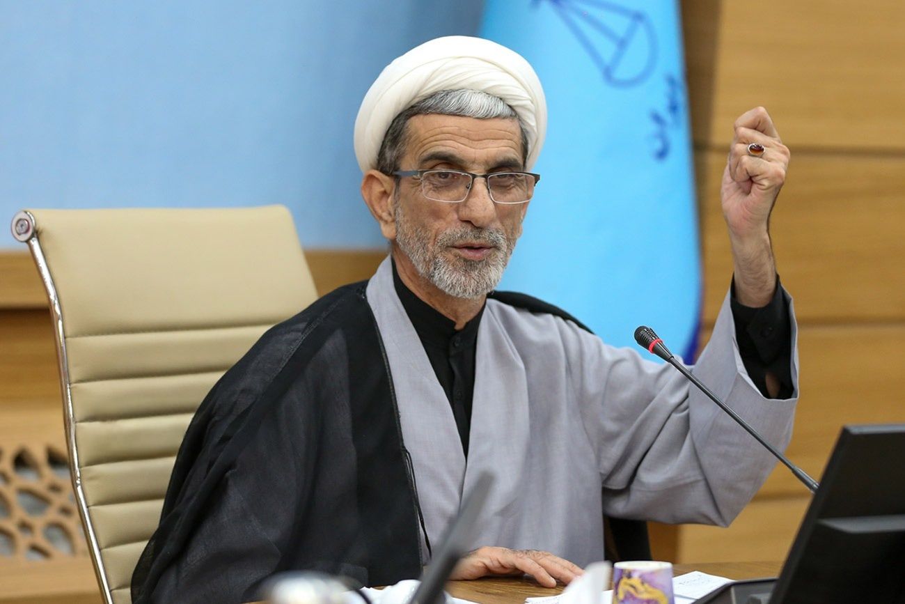 رییس دادگستری استان اصفهان: شناسایی افراد «تن‌نما و ولنگار» آغاز شده است
