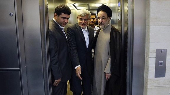 عارف میگوید که اصلاحطلبی را به شیوه خاتمی و درون نظام تعریف میکند