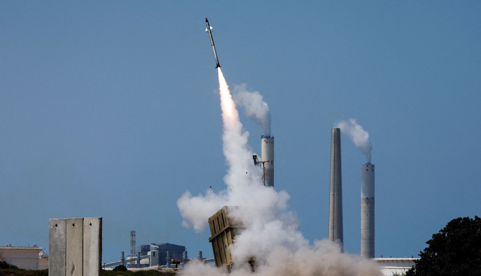 پدافند هوایی «گنبد آهنین» ارتش اسرائیل