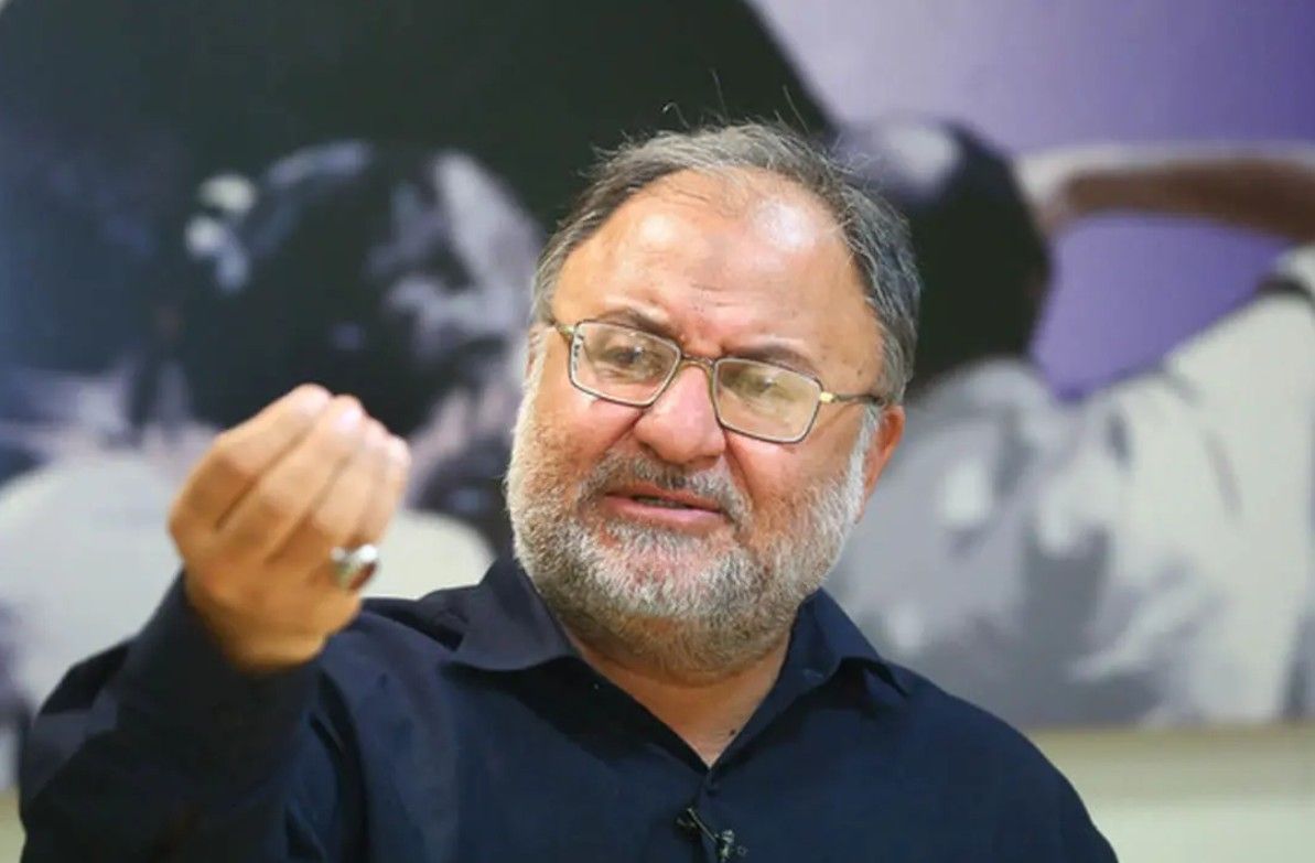 أكاديمي إيراني مؤيد للنظام: القصاص لـ "خامنئي" يجب أن يشمل العالم بأكمله