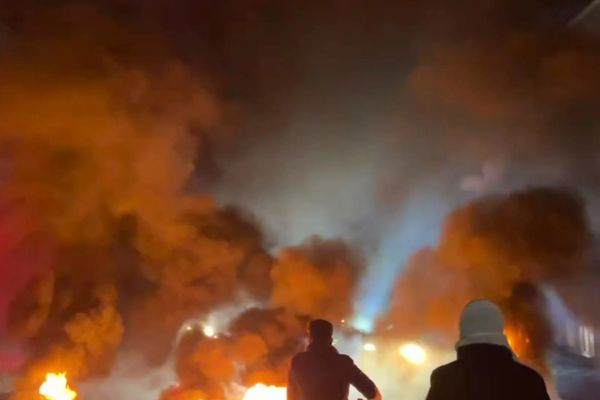 انتفاضة إيران: إضراب التجار ومظاهرات ليلية..والجيش في انتظار أوامر خامنئي لمواجهة المحتجين