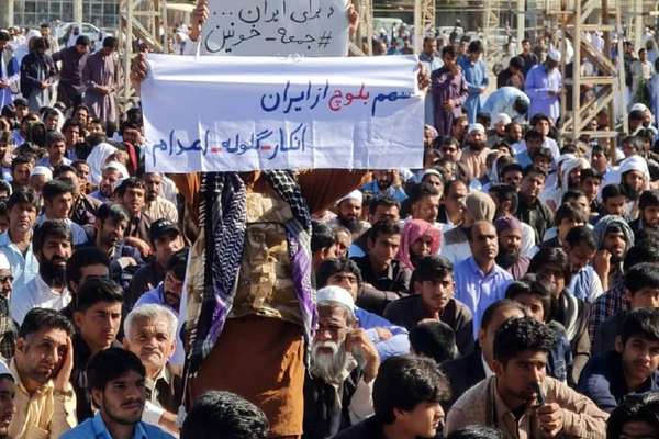 Backed By People, Iran Sunni Leader Warns Against Death Sentences