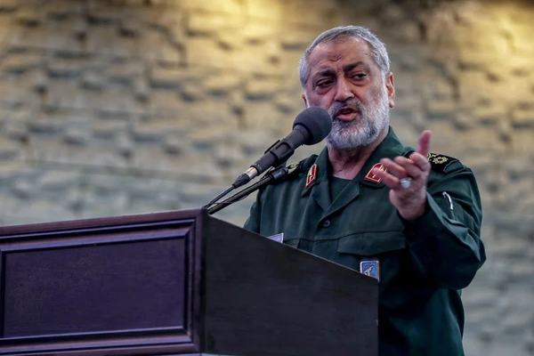 مسؤول في هيئة الأركان الإيرانية: العدو نقل مواجهته إلى ساحة الحرب الناعمة والإعلام