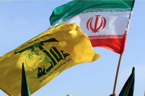 وزير خارجية طهران يتعهد بدعم بيروت.. ولبنانيون: إيران تحتاج المساعدة