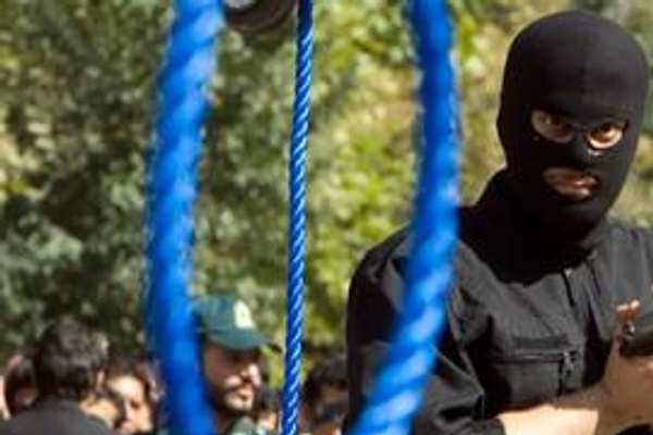 "العفو الدولية": الإعدامات في إيران بلغت "أبعادًا مروعة"