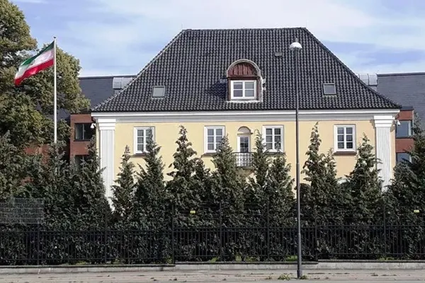 در پی توصیه ترامپ، ۲ دیپلمات جمهوری اسلامی در دانمارک و استرالیا درخواست پناهندگی کردند