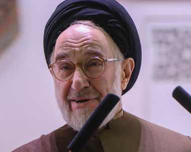 خاتمي: مقتل خامنئي "جريمة كبرى وحادث مؤلم"