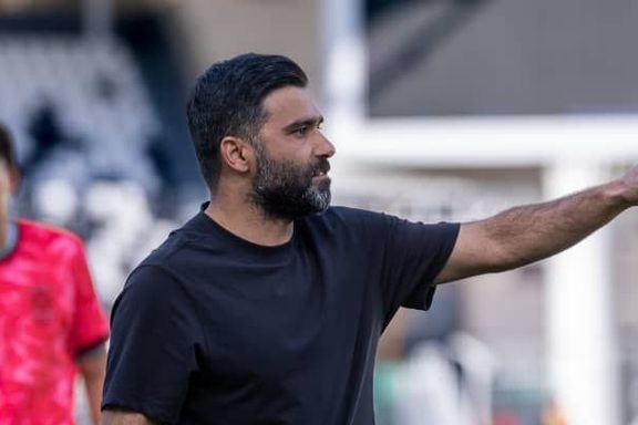 حمایت روانخواه، سرمربی تیمملی امید از مردم ایران: مردم کشورم حتی نمیتوانند اعتراض کنند