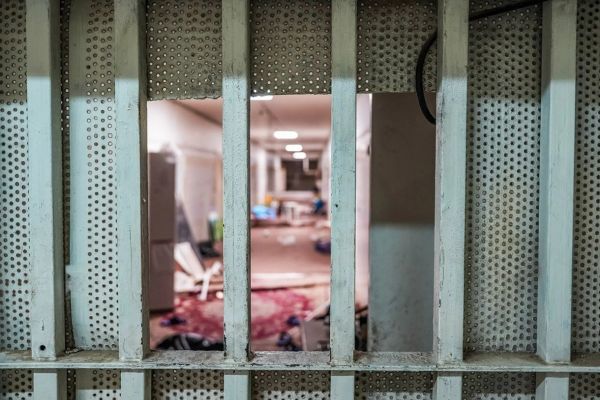 Rights group reports secret prison run by Iran's Guards in Isfahan