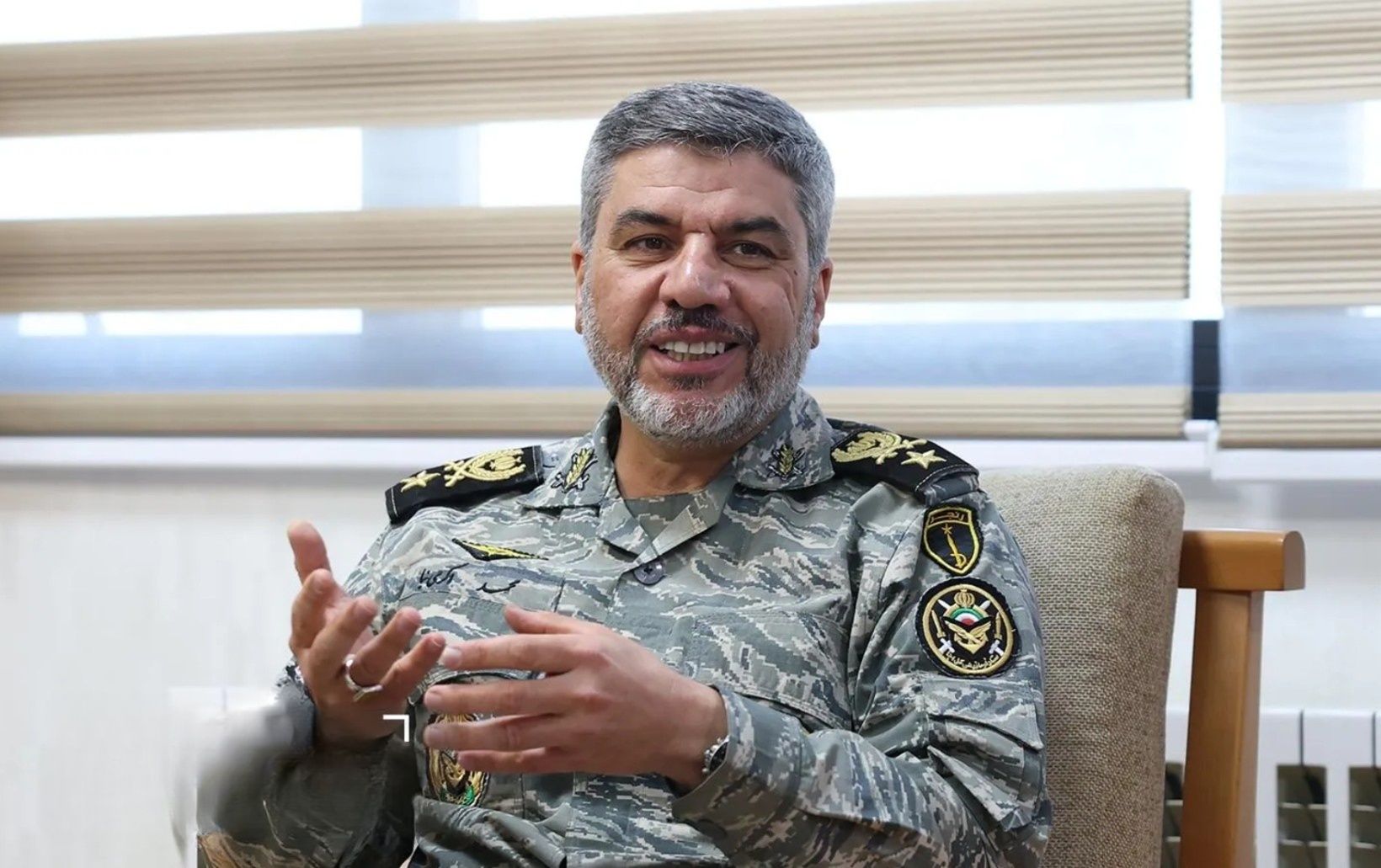 اکرمی‌نیا، سخنگوی ارتش: چه دوست، چه دشمن بدون اجازه ما نمی‌توانند از تنگه هرمز عبور کنند