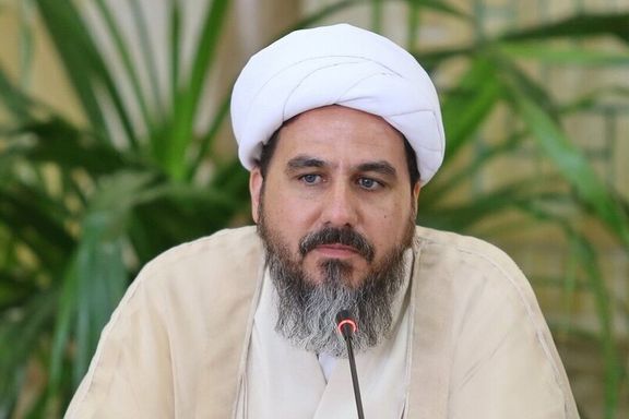 بیاتی، استاد حوزه علمیه: قانون حجاب آرزوهای ما را برآورده میکند