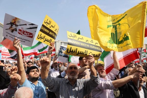 Iranians chant during an anti-Israel rally in Tehran, Iran, April 19, 2024.
