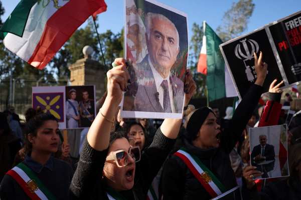 Pahlavi urges intervention, details transition roadmap in Munich
