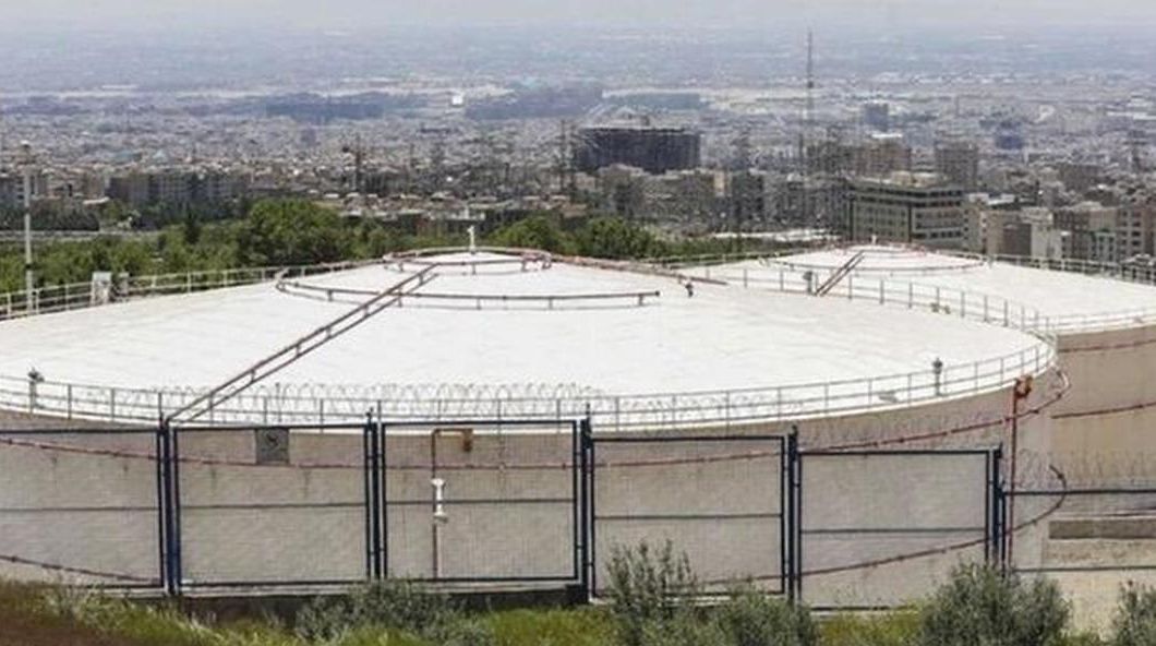 بلومبرگ و وال‌استریت ژورنال: وضعیت ذخیره‌سازی نفت در ایران بحرانی است