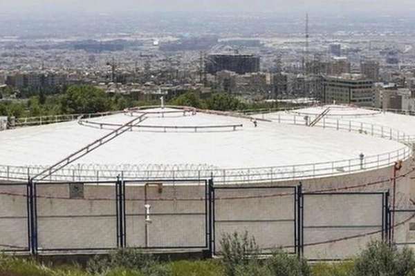 بلومبرگ و والاستریت ژورنال: وضعیت ذخیرهسازی نفت در ایران بحرانی است