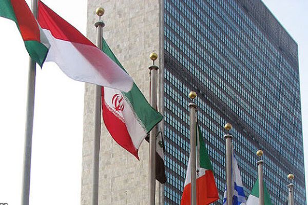 إيران تغير سفيريها لدى الأمم المتحدة وجنيف.. وتعين سفراء جددًا في عدد من الدول بينها لبنان