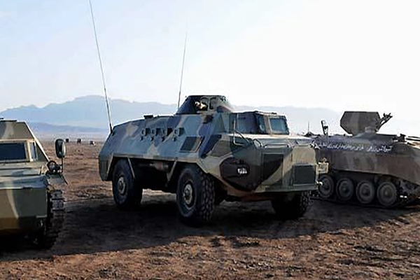 Iran Sending Armored Units To Iraqi Border Against Kurds