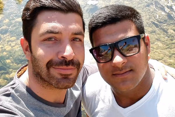 بازداشت دو شهروند در استان فارس به دلیل حمایت از انقلاب ملی در شبکههای اجتماعی