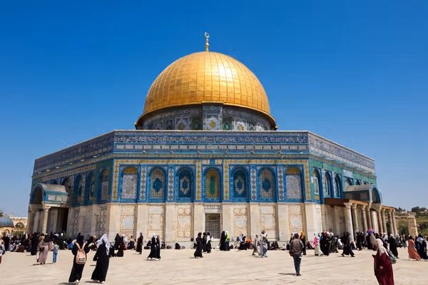 سخنگوی عربزبان ارتش اسرائیل: جمهوری اسلامی تلاش کرد نخستین قبله مسلمانان را هدف قرار دهد