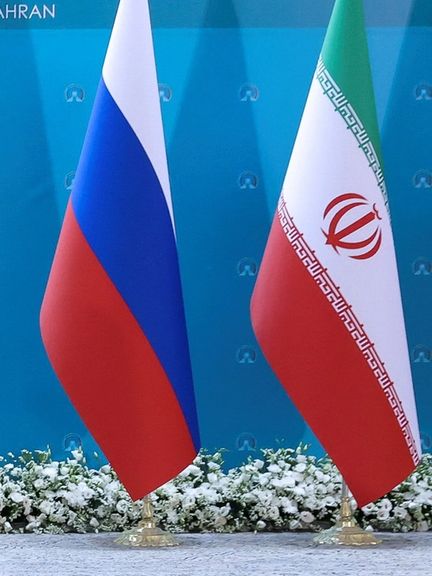 النظام الإيراني يتحايل على العقوبات من خلال تداول العملات الرقمية مع الصين وروسيا