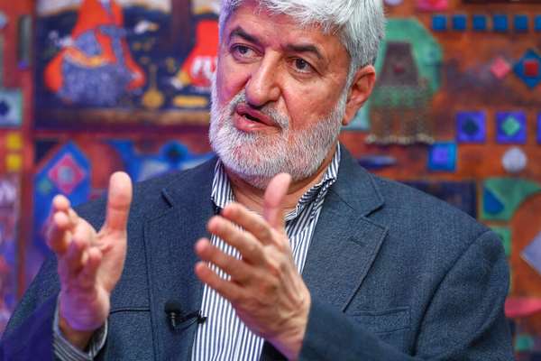 برلماني إيراني سابق.. تعليقًا على "ماراثون كيش":اختلاط الرجال والنساء سبب استمرار الفساد