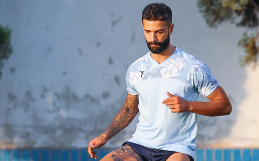 به بهانه مصدومیت ۱۰ روزه؛ استقلال قرارداد سهرابیان را فسخ کرد تا کارت بازی بلانکو صادر شود