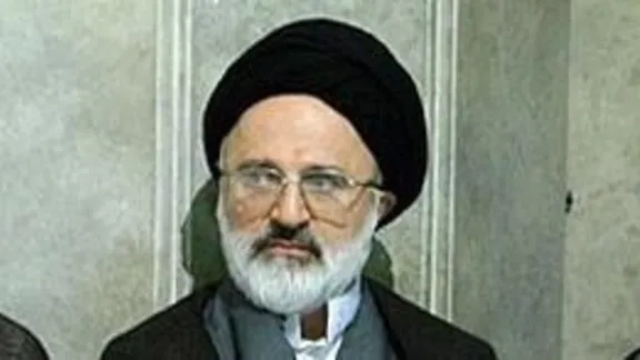 عدد من كبار المسؤولين الإيرانيين يتواصلون مع موسكو للهروب إذا لزم الأمر