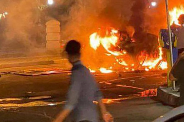 الاحتجاجات الليلية تستمر في 7 أحياء بطهران ومدن كرج ورشت ومشهد
