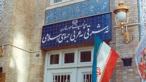 إيران تفرض عقوبات على 13 مسؤولا ومؤسسة بريطانية بينهم وزير الدفاع