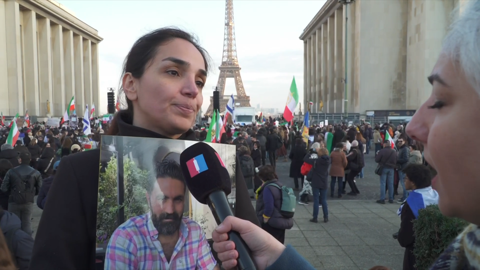 روایت رویا رشیدی از کشته‌شدن برادرش، محسن رشیدی در اعتراضات ۱۹ دی در ایران