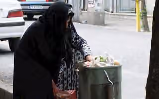 خرید پسماند ترهبار؛ انسانزدایی از شهروندان و سقوط آزاد یک جامعه