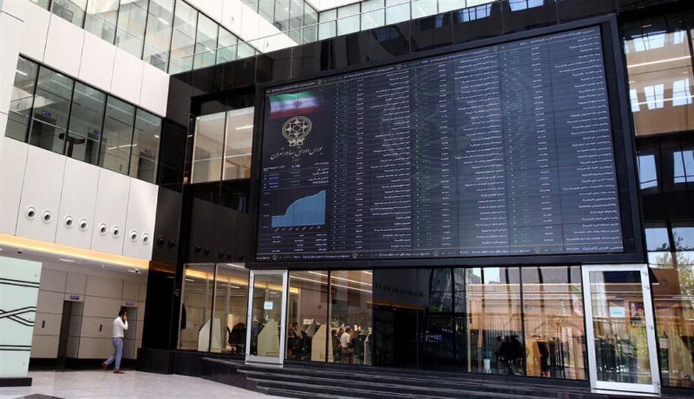 افت ۲۱۰ هزار واحدی شاخص بورس از زمان استقرار دولت رئیسی